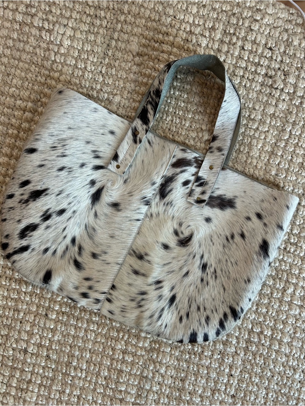 Spotted Cowhide Tote Bag - White & Brown